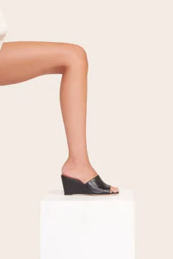 Platforms & Wedges<STAUD BLAIR WEDGE   BLACK