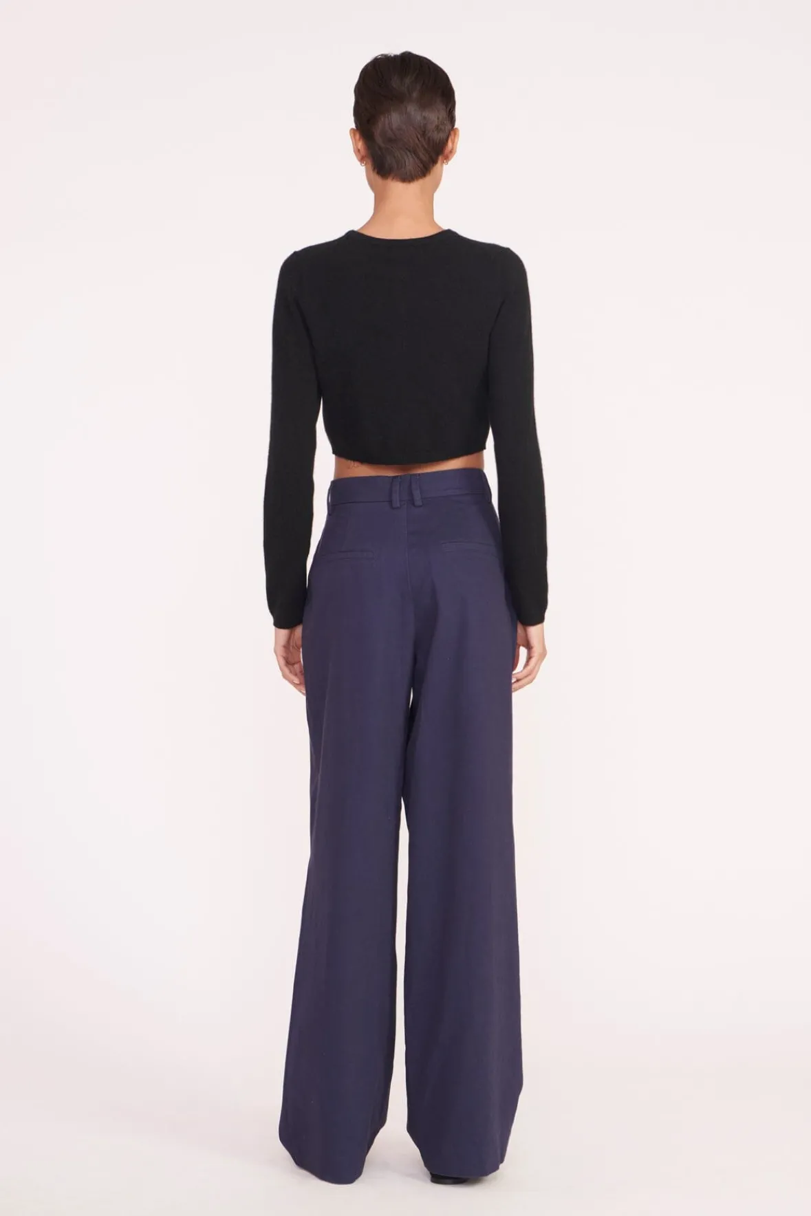 Knits<STAUD DEANNA SWEATER BLACK