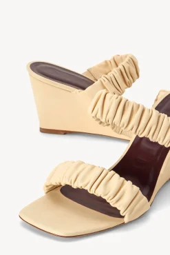 Platforms & Wedges<STAUD FRANKIE WEDGE   CREAM