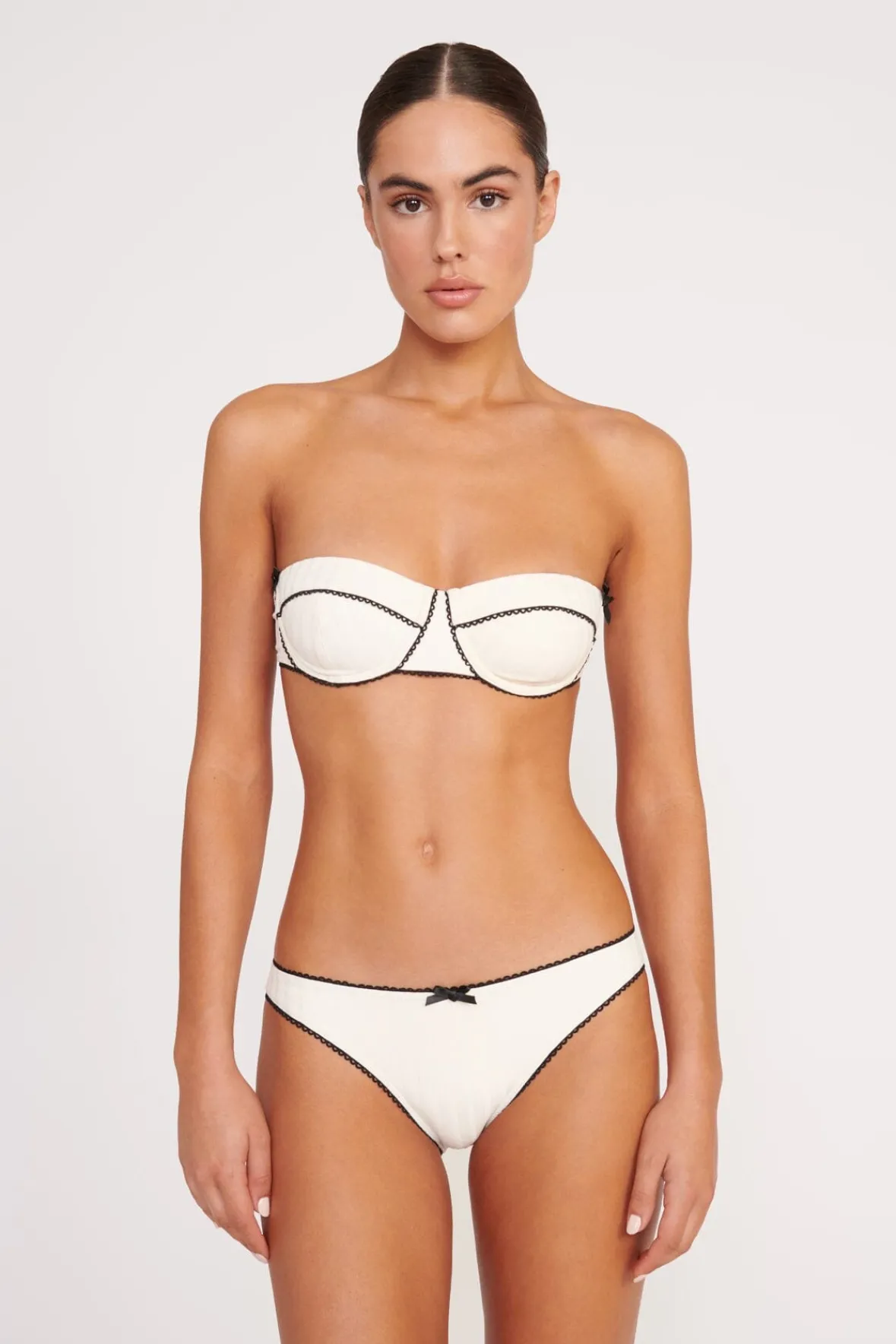 Bikinis<STAUD JO BALCONETTE BIKINI TOP IVORY BLACK IVORYBLACK