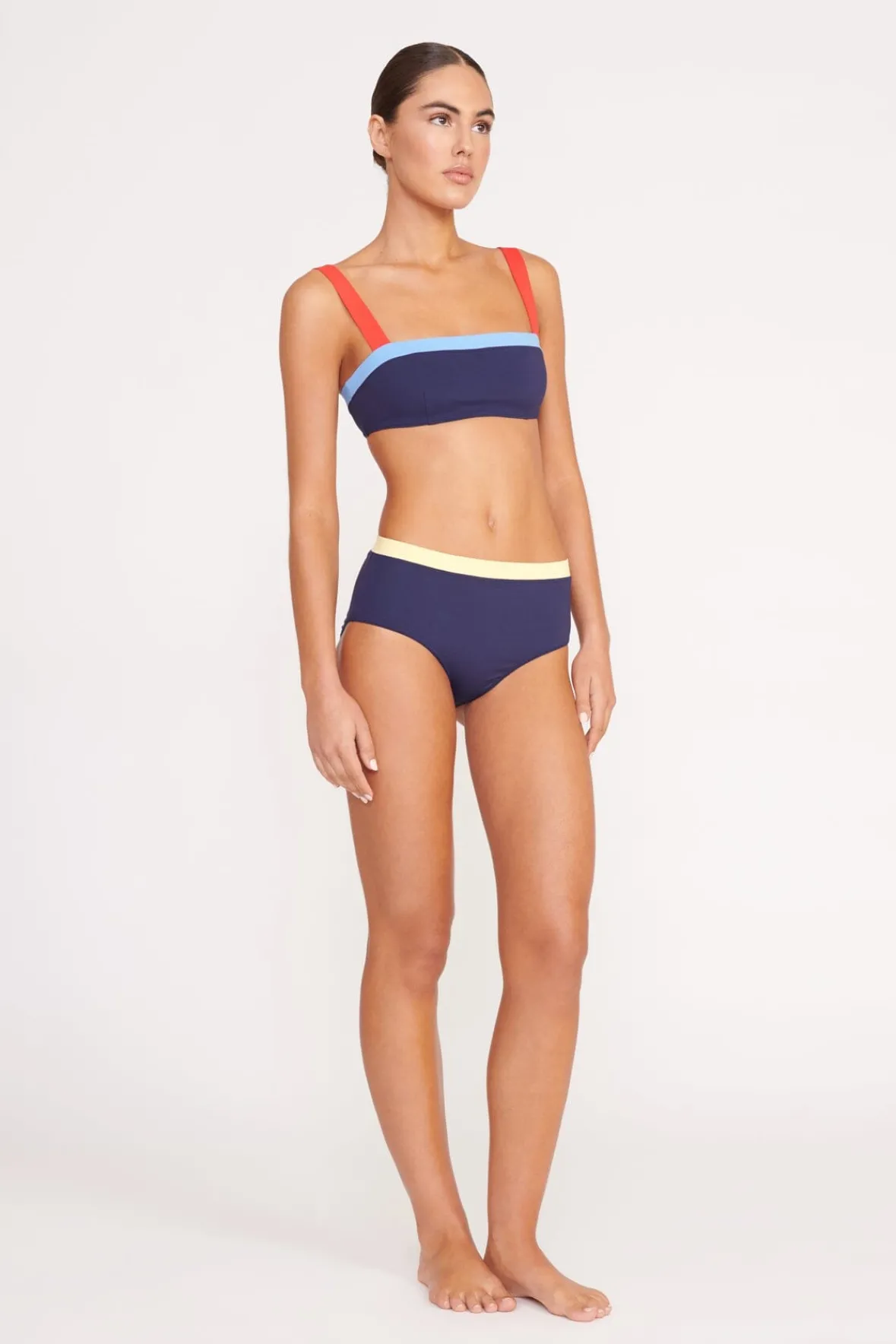 Bikinis<STAUD LIV BIKINI TOP  NAVY COLORBLOCK NAVYCOLORBLOCK
