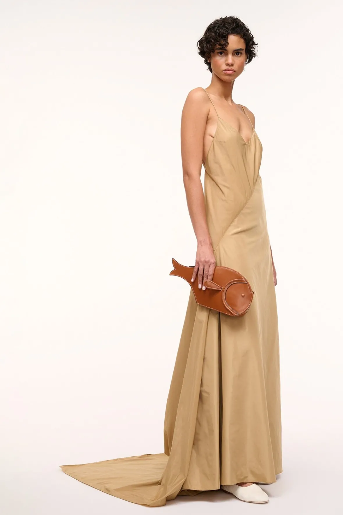 Clutches<STAUD PESCE LEATHER CLUTCH TAN