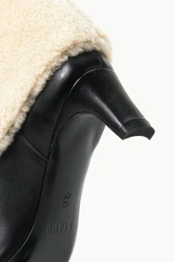 The Boot Shop<STAUD WALLY FOLDOVER BOOT  BLACK CREAM BLACKCREAM